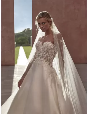 pronovias