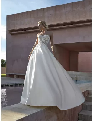 Pronovias