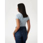GUESS- T-shirt stretch logo piccolo triangolo GUESS- T-shirt stretch logo piccolo triangolo