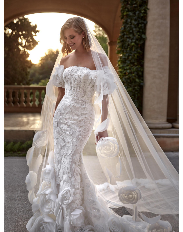 Pronovias