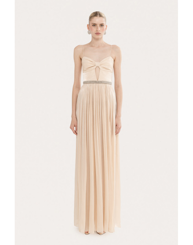 NISSA- Abito lungo in chiffon con dettagli in cristallo